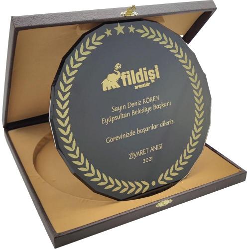 Kutulu Kristal Plaket ( 25 x 25 cm )